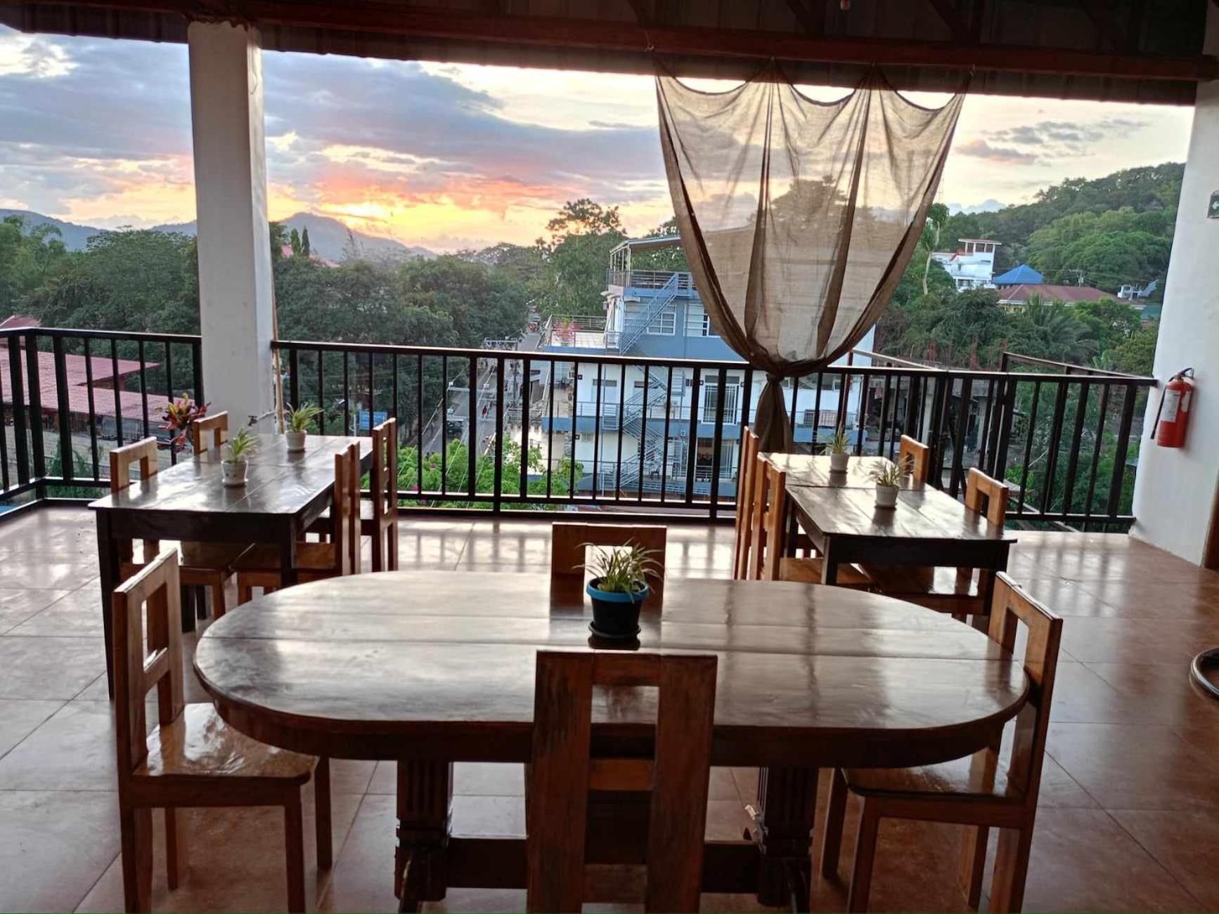 Alec Lodge Coron Exterior foto